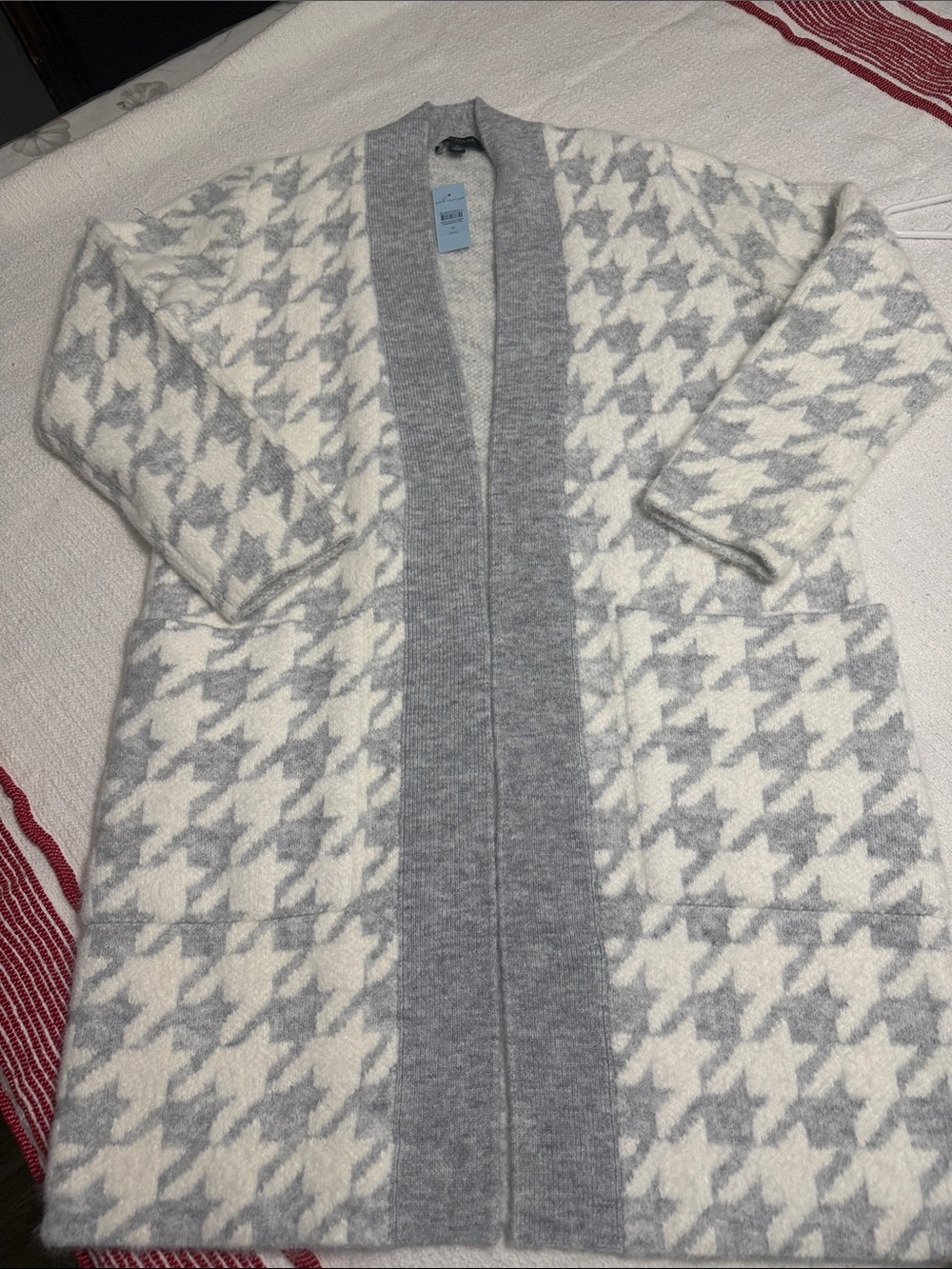 Ann Taylor Gray & White Houndstooth Open-Front Coatigan